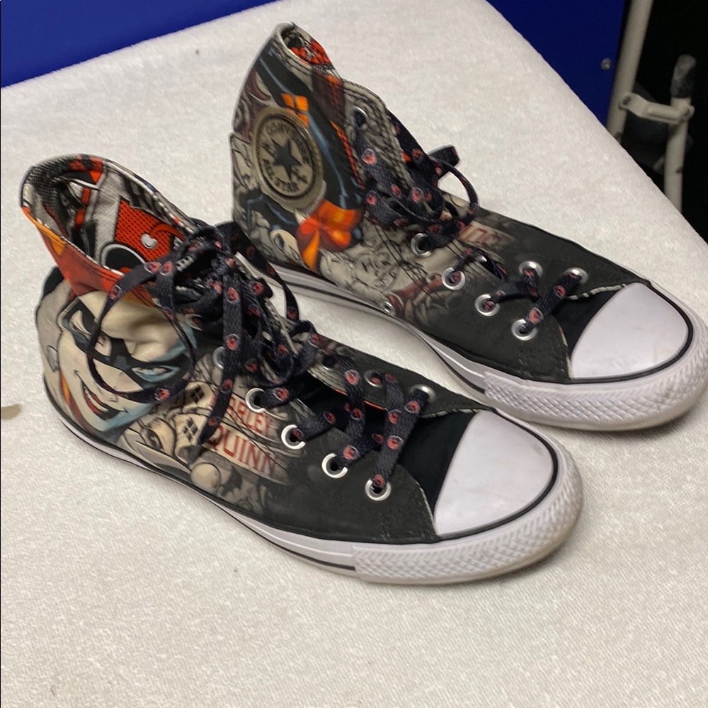 Converse Black and White High-Top Sneakers HARLEY QUINN